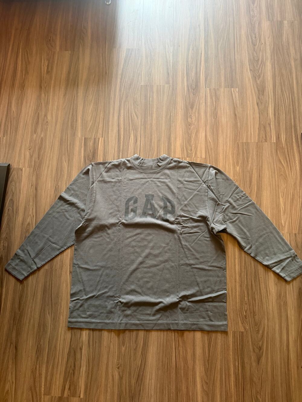 YZY GAP Dove Long Sleeve T-Shirt Dark Gray Size L Yeezy Gap Brand New